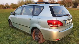 Osobní automobil Toyota Avensis Verso 2.0, RZ 6J41594