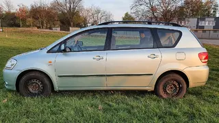 Osobní automobil Toyota Avensis Verso 2.0, RZ 6J41594