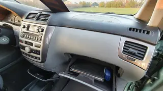 Osobní automobil Toyota Avensis Verso 2.0, RZ 6J41594