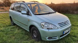 Osobní automobil Toyota Avensis Verso 2.0, RZ 6J41594