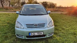 Osobní automobil Toyota Avensis Verso 2.0, RZ 6J41594