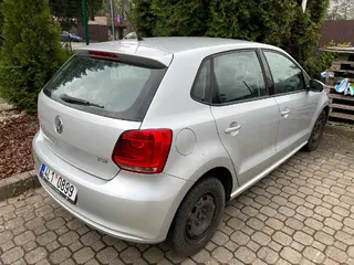 SKIS 01. Osobní automobil VW Polo, RZ 4L10899