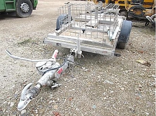 Plošinový přívěs