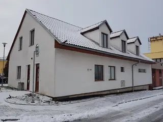 Podíl id. 1/2 ubytovací zařízení s pozemkem, k.ú. Luže, okres Chrudim