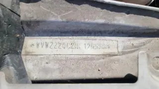 AZ SANACE Volkswagen Passat kombi, RZ 9U9 7942