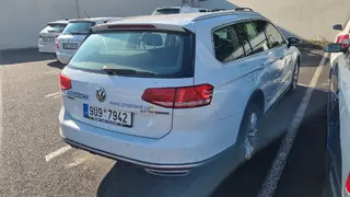 AZ SANACE Volkswagen Passat kombi, RZ 9U9 7942