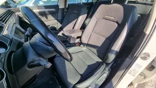 AZ SANACE Volkswagen Passat kombi, RZ 9U9 7942