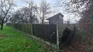 Stavební parcela Zlín - Chlum se stávajícím, samostatně stojícím RD