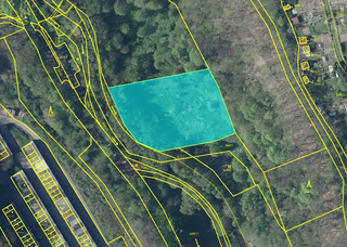 Pozemek 3000 m², v obci Chomutov