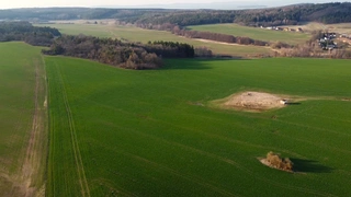 Pozemky cca 200.000m2 v obci Dolní Hbity - Jelence