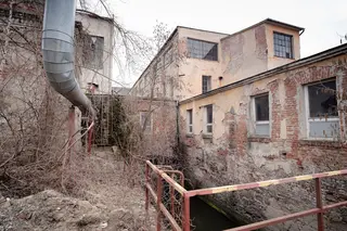 Prodej výrobního areálu dlužníka LANATEX, a.s.