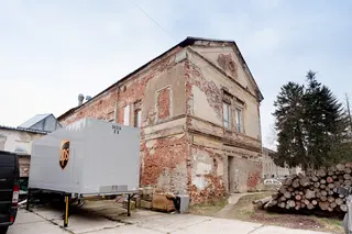 Prodej výrobního areálu dlužníka LANATEX, a.s.