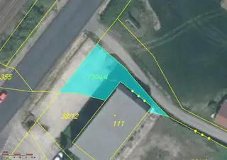Prodejna a pozemky Lhotka nad Labem a Malé Žernoseky, okres Litoměřice