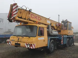 PSJ Hydrotranzit Bratislava - Autojeřáb Tatra 815