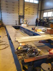 PSJ Hydrotranzit Bratislava - Hydraulický zvedák
