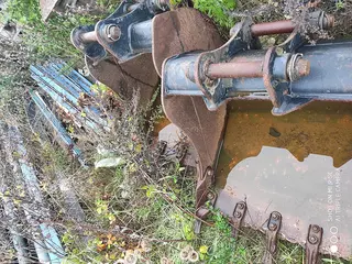 PSJ Hydrotranzit Bratislava - JCB 4 CX rýpadlo - nakladač
