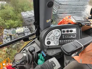 PSJ Hydrotranzit Bratislava - JCB 4 CX rýpadlo - nakladač