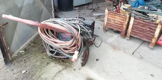 PSJ Hydrotranzit Bratislava - Lincoln Eletric V350 PRO U11011001824, podavač, obehová hlava