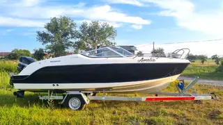 Jacht servis 03. Quicksilver 645 Activ Cabin motorový člun