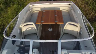 Jacht servis 03. Quicksilver 645 Activ Cabin motorový člun