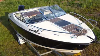 Jacht servis 03. Quicksilver 645 Activ Cabin motorový člun