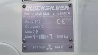 Jacht servis 03. Quicksilver 645 Activ Cabin motorový člun
