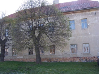 RD a zemědělské stavby s pozemky  Veliká Ves - Nové Třebčice