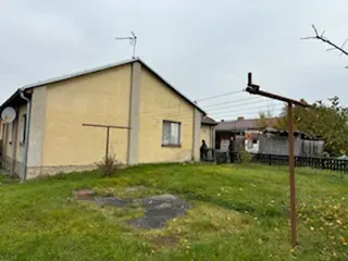 RD Kamenný Přívoz, k.ú. Hostěradice s garáží a zahradou, Praha - západ