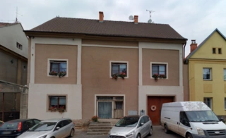 RD 4+1 s komerčními prostory Lišany u Žatce, okres Louny  