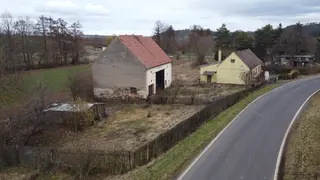 RD s pozemky Vroutek, k.ú. Mukoděly, okres Louny
