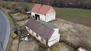RD s pozemky Vroutek, k.ú. Mukoděly, okres Louny