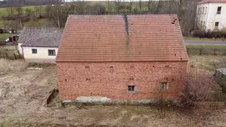 RD s pozemky Vroutek, k.ú. Mukoděly, okres Louny