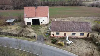 RD s pozemky Vroutek, k.ú. Mukoděly, okres Louny