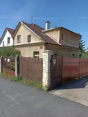 RD 5+2 Praha Strašnice, ulice Rostoklatská