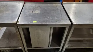 RM 109 Soubor nerezového nábytku