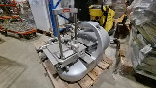 RM 112 Nářezák 1 kus