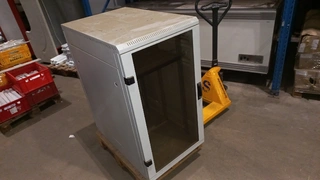 RM 127 Rack skříně 6 kusů