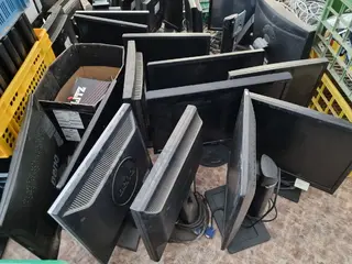 RM 13 Soubor spotřební elektroniky