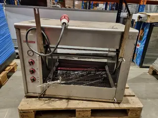 RM 132 Gril ELOMA