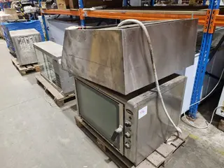 RM 134 Konvektomat s digestoří UNOX