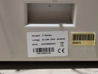 RM 140 Počítačka bankovek