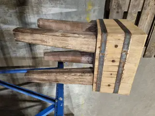 RM 146 Řeznický špalek