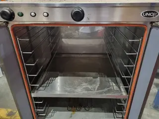 RM 154 Kynárna UNOX