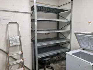 RM 17 Vybavení prodejny