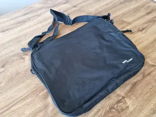 RM 183 Taška na notebook 67 kusů
