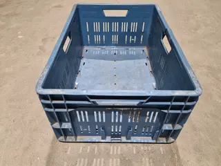 RM 29 Plastové přepravky cca 2650 kusů