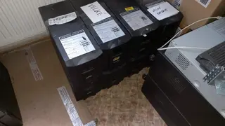 RM 59 Záložní zdroje APC - soubor 114 kusů
