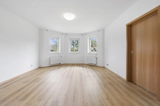Rodinný dům 6+2 s garáží, Horoušany, okres Praha-východ 
