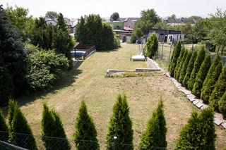 Rodinný dům s velkou zahradou v obci Roštění
