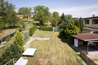 Rodinný dům s velkou zahradou v obci Roštění